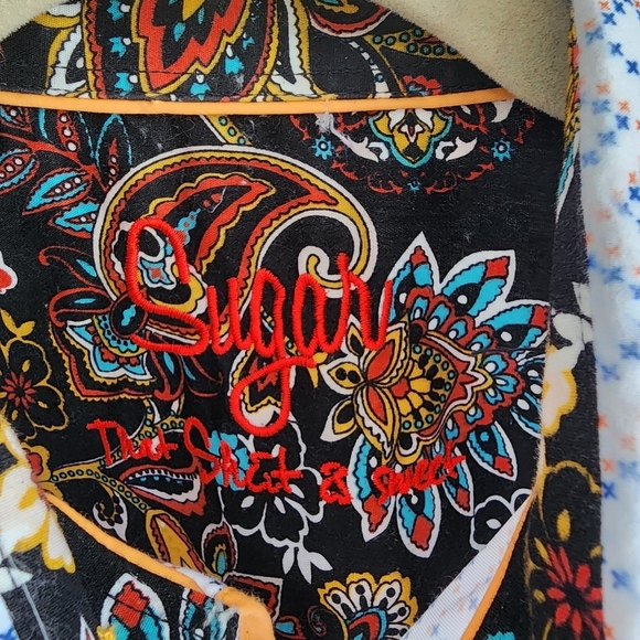 Sugar That Shirt Is Sweet Short Sleeve Button Down Sz Medium - Picture 3 of 7